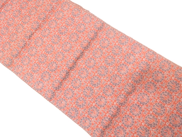 動物に花模様織り出し　名古屋帯